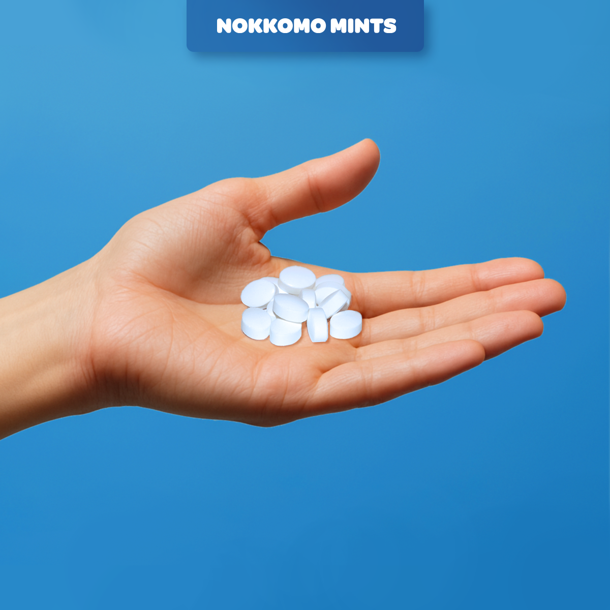 Nokkomo Mints Strawberry Fizzy Mints for Cottonmouth Relief